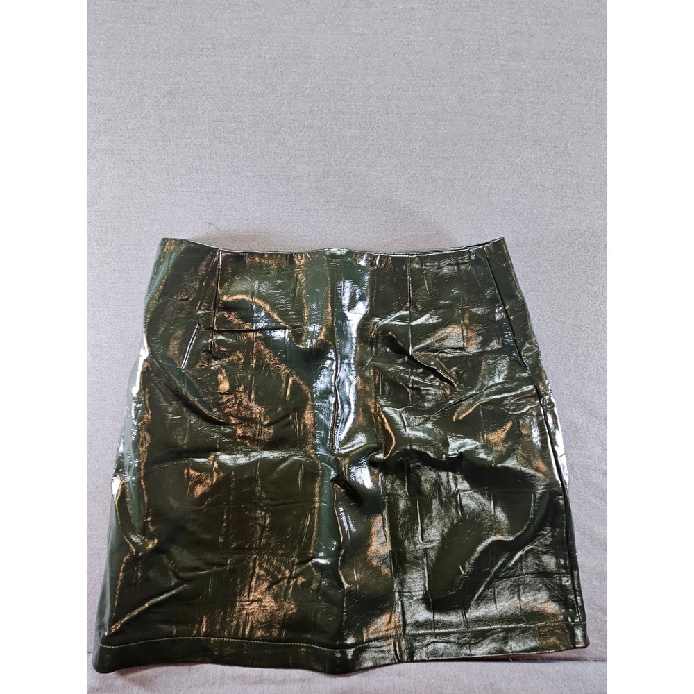 River Island Green Faux Leather Croc Embossed Patent Mini Skirt US 2 UK 6
